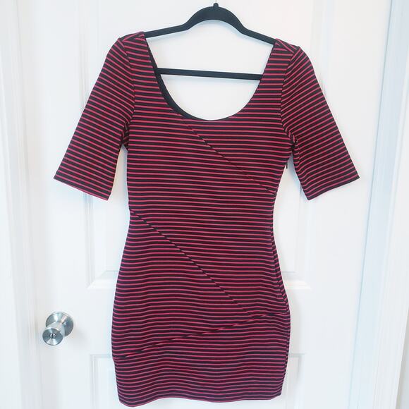 Jack. by BB Dakota Women's Red Black Stripe Bodycon Short Sleeve Dress Small - Picture 7 of 7